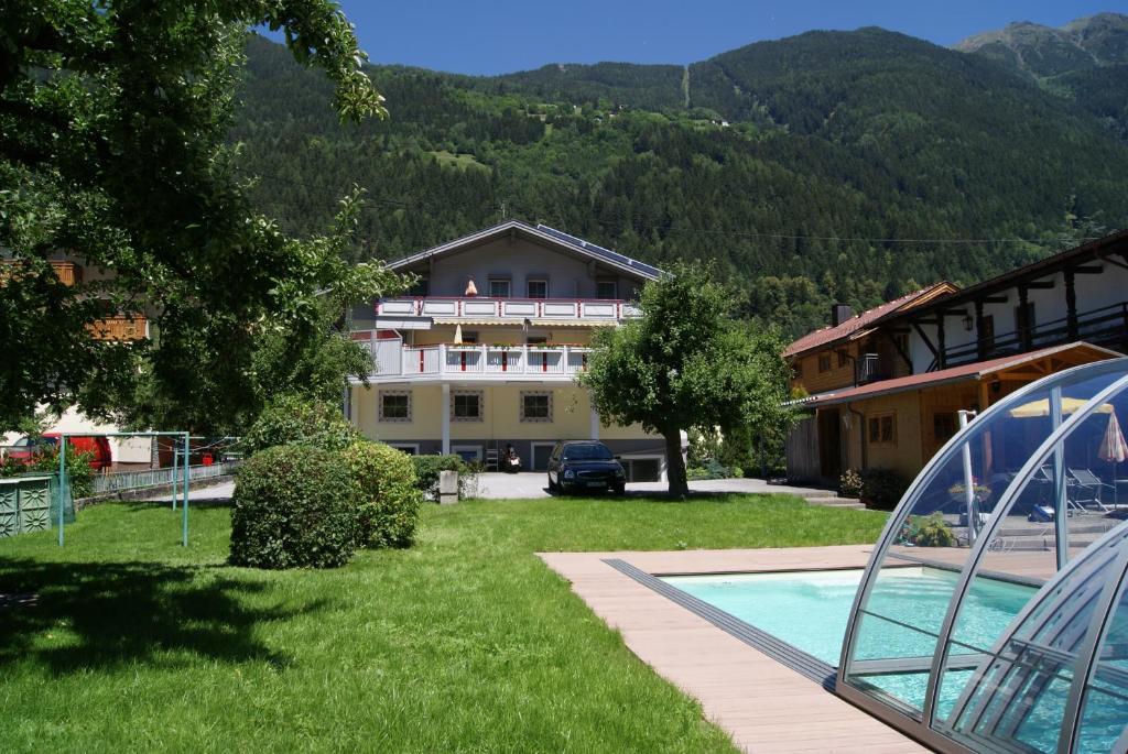 Apartment Haus Monika *
